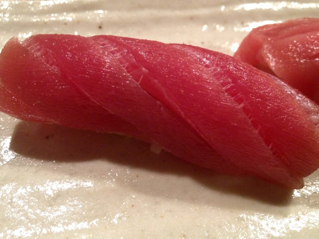 Honmaguro Akami (Lean Bluefin Tuna) at Shunji (© 2012 The Offalo)