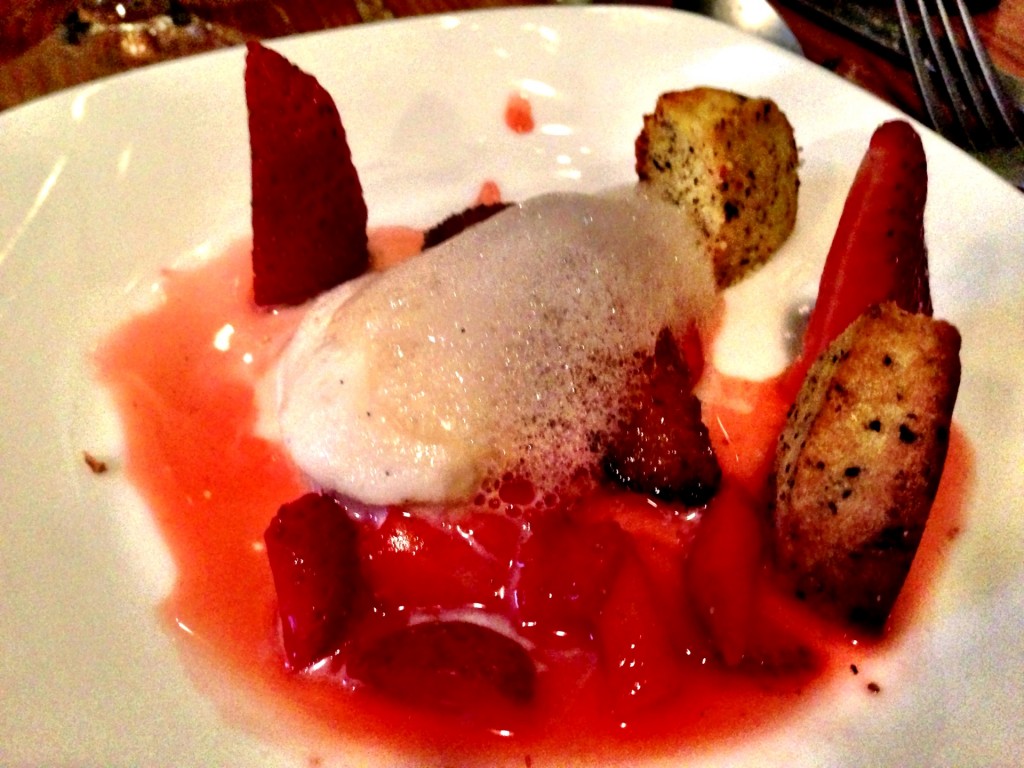 "Gloria’s Strawberries, Black Tea Biscuit, Fried Platano, Eucalyptus Frozen Yogurt" (© 2013 The Offalo)