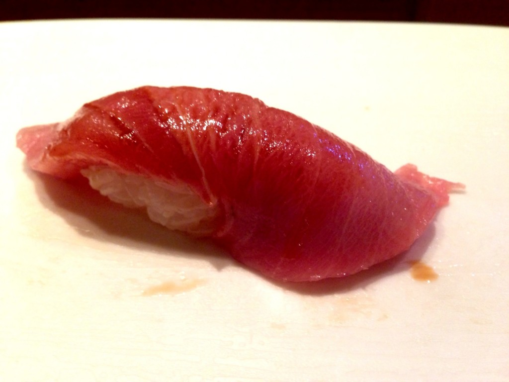 Chutoro (Medium-Fatty Tuna Belly) @ Shunji (© 2013 The Offalo)